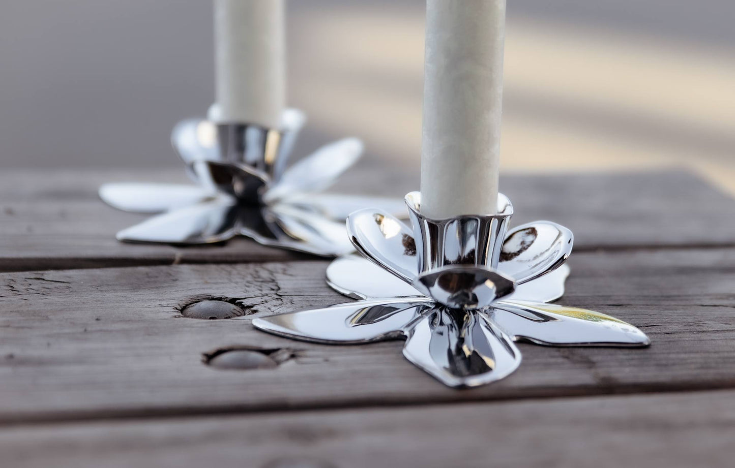 Italian "Flower" Art Deco Candlestick (2.3 cm candle) in Chrome -