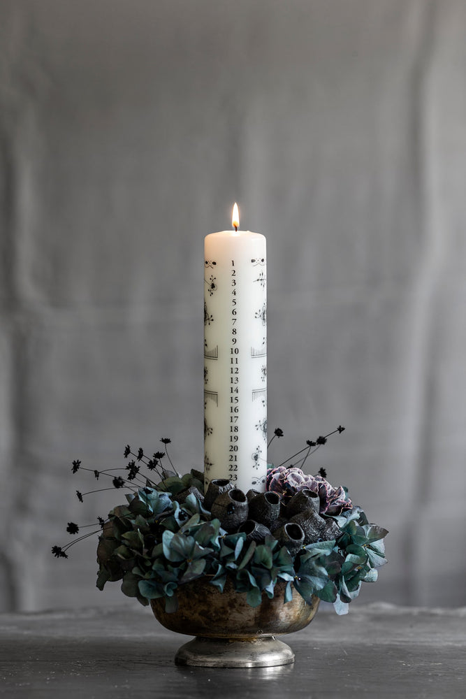 Royal Calendar Candles, 5x25 cm Black - Black Fluted