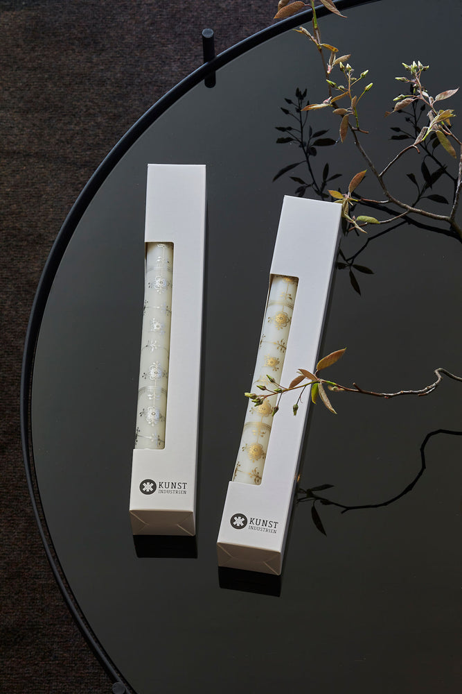 Royal Candles - Silver - Gift box w. 4 pcs. - 2.3x30 cm - Silver Fluted