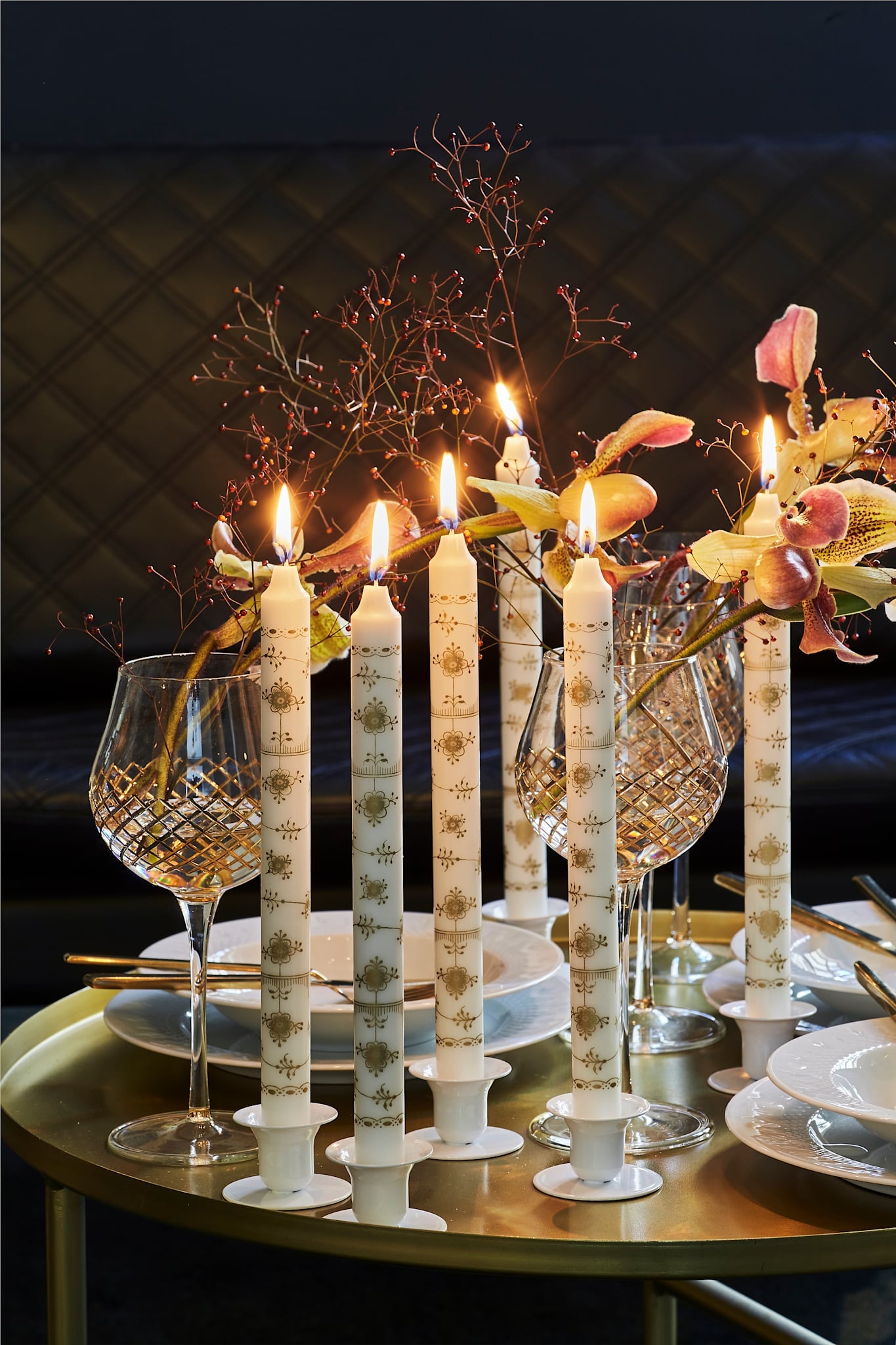 Royal Candles - Gold - Gift box w. 4 pcs - 2.3x30 cm - Gold Fluted