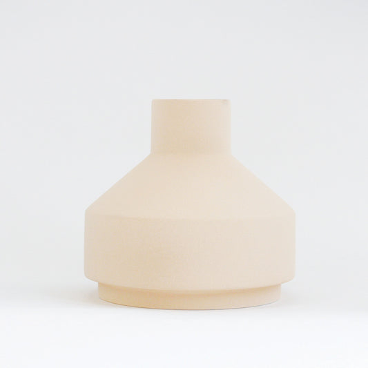 Ads-Emma-Vase - Light Sand Engobe