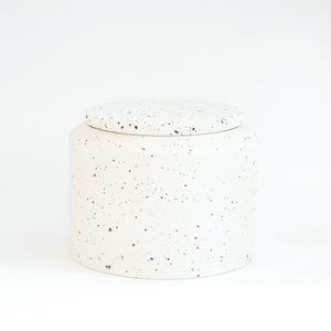 Ads-Ibsen15-Jar with lid - White with burned Brown Dots